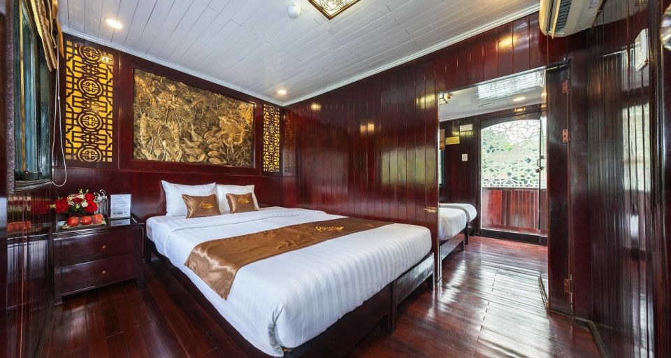 From Hanoi: 3-Day and 2-Night Cruise Stay at Bai Tu Long Bay - Day 2 kayaking: Tra San, panoramic islets, and a private beach pause