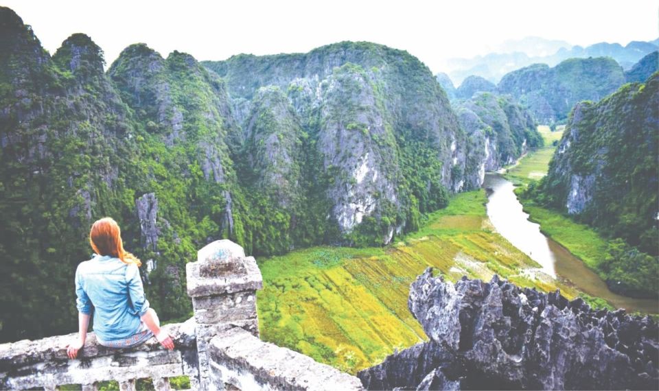 From Hanoi: 3-Day Trip to Ninh Binh with Ha Long Bay Cruise - Day 3: Tai Chi sunrise, then kayaking again and back to Hanoi