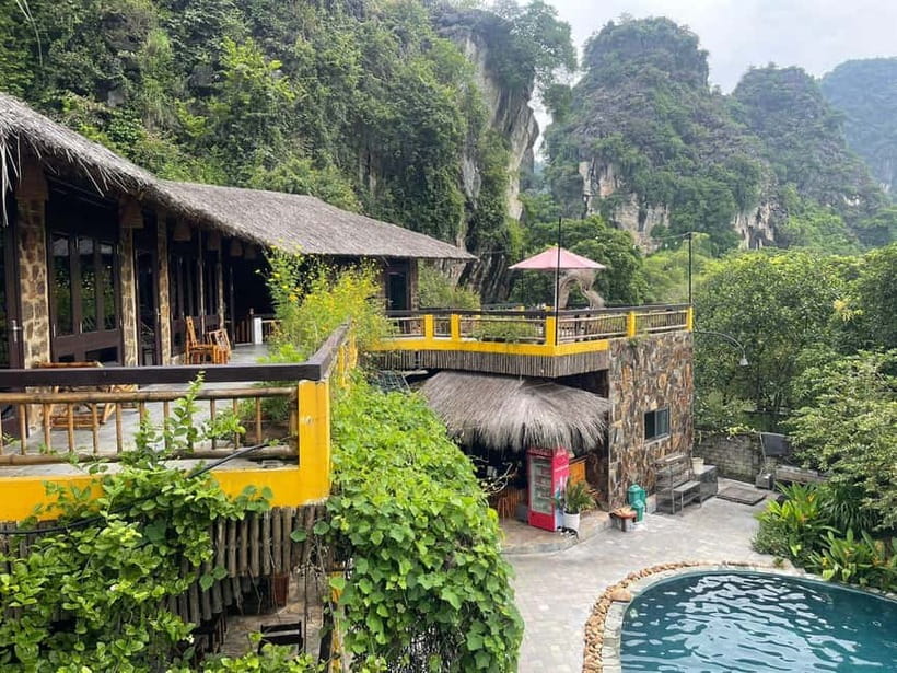 From Hanoi : 4-day Ninh Binh-Halong Bay Cruise with Balcony - From Hanoi to Ninh Binh: ancient temples, countryside bikes, and Trang An boats