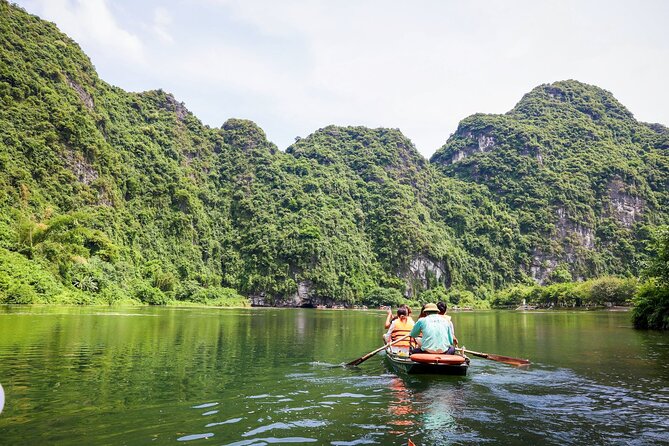 From Hanoi: Bai Dinh Trang An Adventure Day Tour - A long day from Hanoi: what 11–12 hours really means