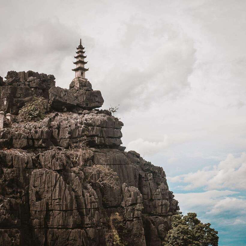 From Hanoi: Bai Dinh, Trang An Mua Cave - A Scenic Day Tour - Key things that shape your day (and your photos)