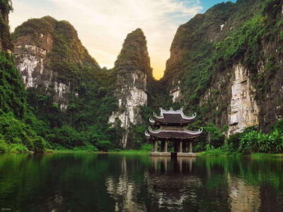 From Hanoi: Bai Dinh, Trang An Mua Cave - A Scenic Day Tour - Rushing from Hanoi: pickup times and the road to Ninh Binh