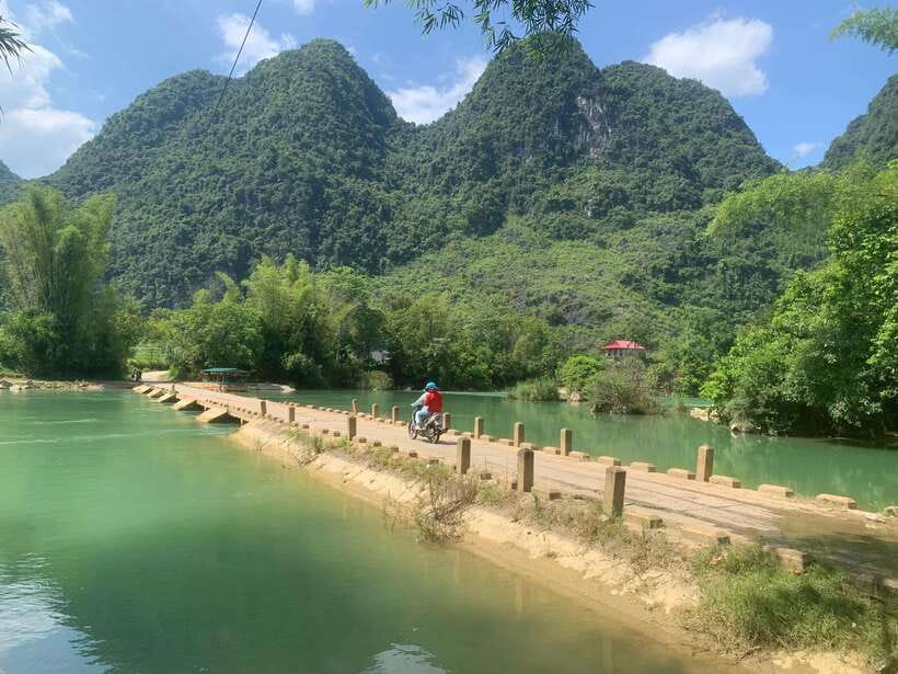 From Hanoi: Ban Gioc Waterfall - Local Villages 2nights/1day - Food and comfort that actually help your day