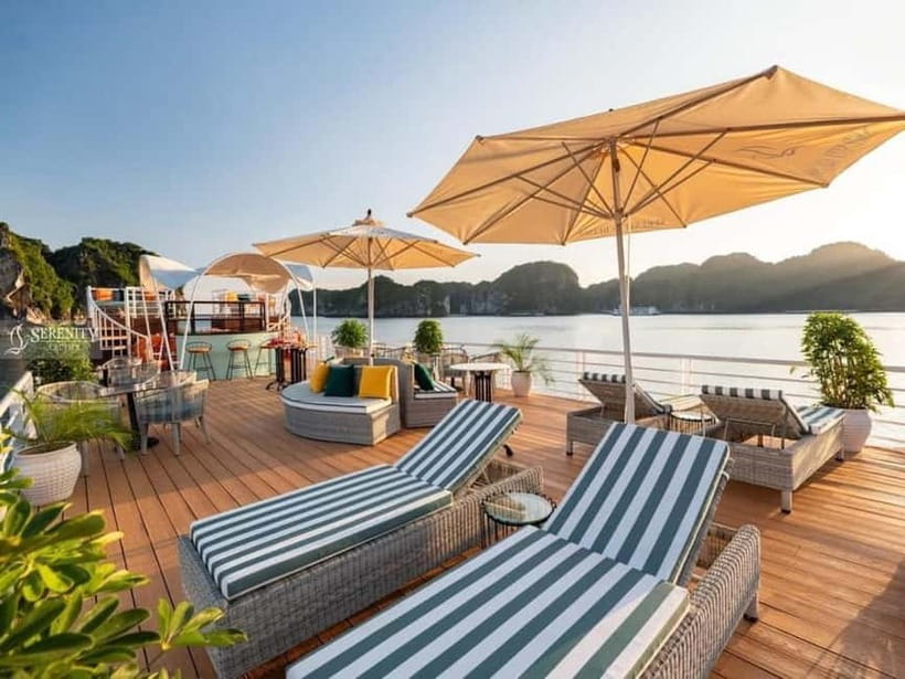 From Hanoi: Cat Ba Island and Lan Ha Bay Cruise Day Trip - Lunch on board: the break that keeps the day easy