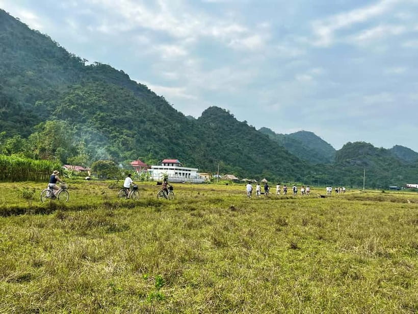 From Hanoi/Cat Ba: Lan Ha Bay Day Trip with Cruise and Lunch - Cai Beo fishing village cruise: floating homes and slow boat timing