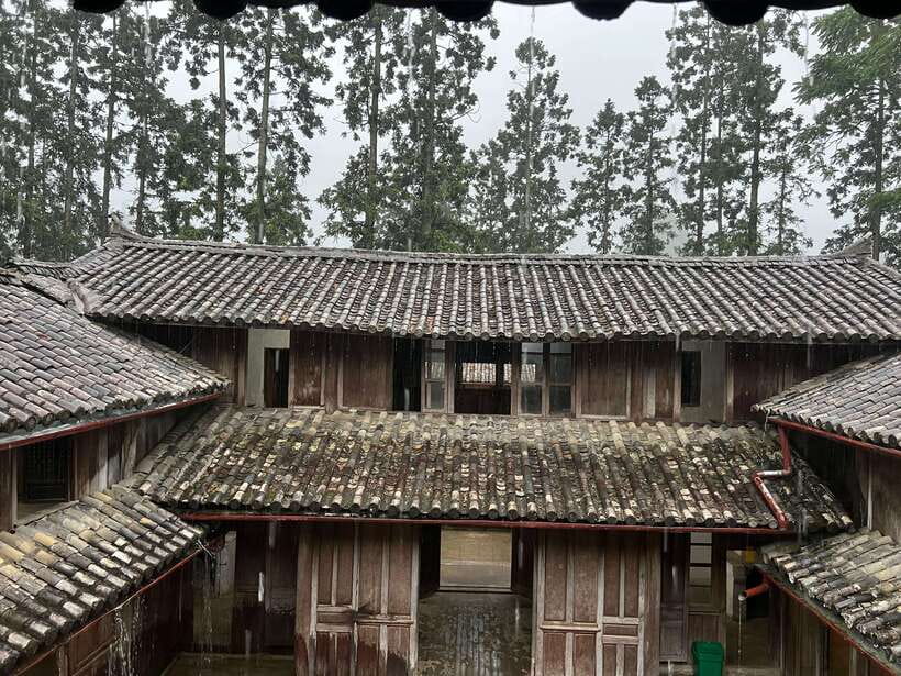 From Hanoi: Ha Giang Loop Easy Rider Tour by Sleeper Bus - Meeting Your Easy Rider and Riding Without Motorbike Experience