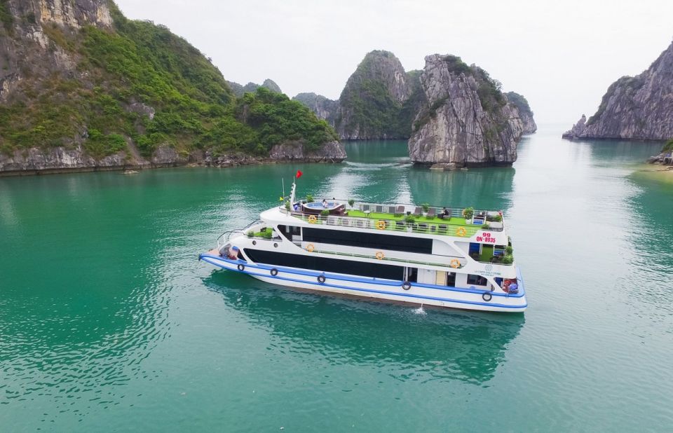 From Hanoi: Ha Long Bay Luxury Cruise Day Tour with Jacuzzi - What to bring (and what to wear) so the day feels easy