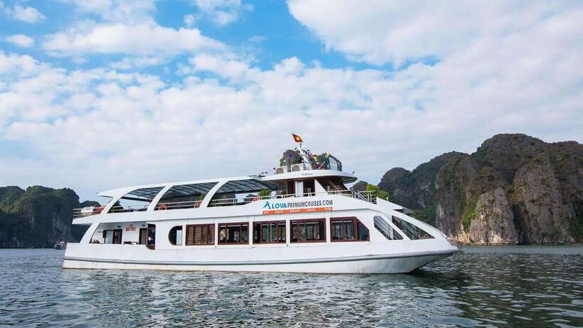 From Hanoi: Ha Long Bay Luxury Cruise with Big & Small Group - Luon Cave Kayaking or Bamboo Boat: Optional, But Worth Planning For