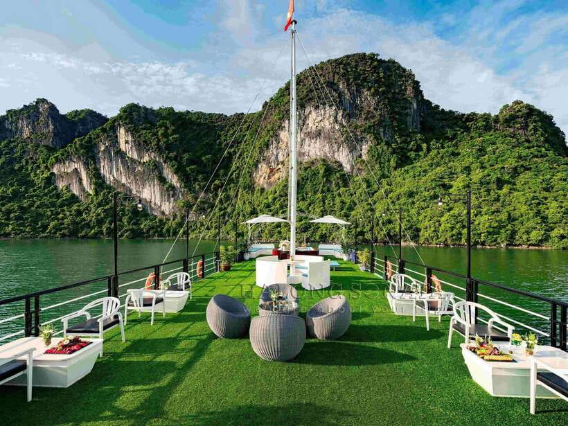 From Hanoi: Ha Long Bay Luxury Cruise with Big & Small Group - Lunch on Board: Vietnamese Food Without the Guesswork