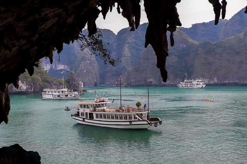 From Hanoi: Ha Long Bay Save-Cost Tours - Big & Small Groups - The Hanoi-to-Ha Long drive: where the day starts (and how to survive it)