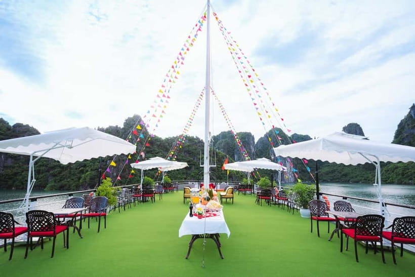From Hanoi: Halong Bay Seaplane & 6-Hour Ha Long Bay Tour - Who this tour is best for (and who should rethink it)