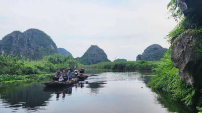 From Hanoi: Hoa Lu/Bai Dinh-Tam Coc/Trang An-Mua Cave Tours - Morning Pickup, That Quick Break, and How the Day Really Starts
