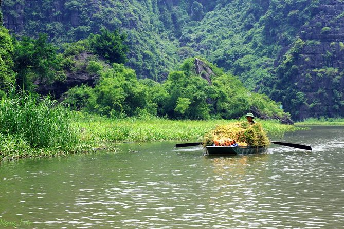 From Hanoi: Hoa Lu - Tam Coc boating - Cycling & Mua Cave visit - Optional cycling near Tam Cốc/Bích Động: a short hit of countryside life