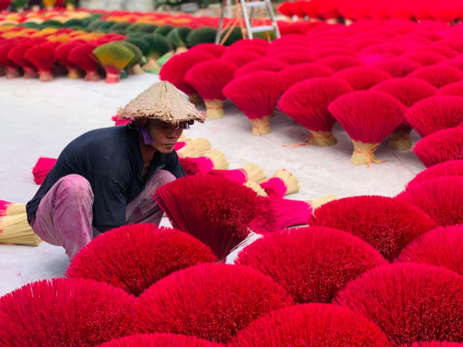 From Hanoi: Incense Village, Conical Hat and HaThai Art Tour - Quang Phu Cau Incense Village: Color Bundles and Factory Scale