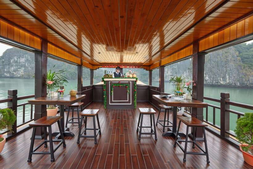 From Hanoi: Lan Ha Bay | Kayaking, Sightseeing, Cruise Trip - Speed-boat scenery and Cai Beo floating village on the route