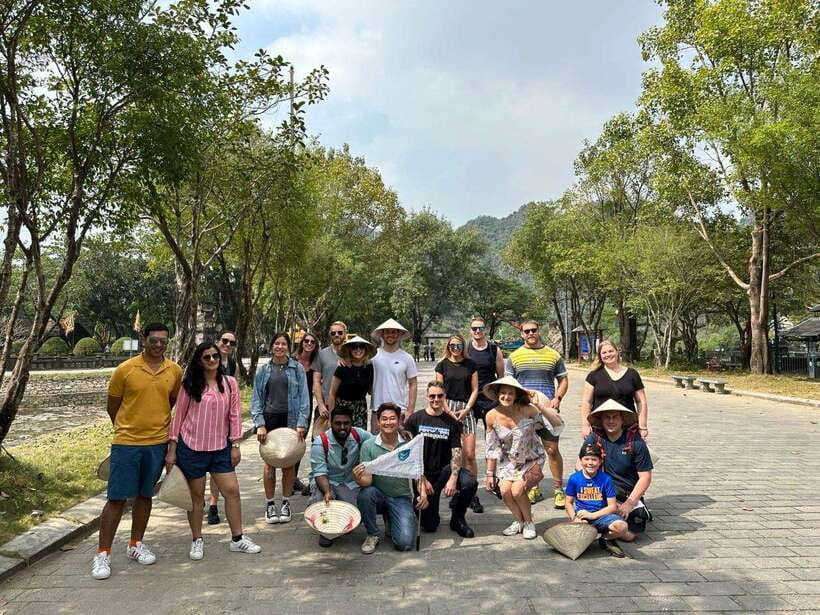 From Hanoi: Ninh Binh, Hoa Lu, Tam Coc, & Mua Cave Day-Trip - Hoa Lu Ancient Capital: Feudal Vietnam in Limestone Footsteps