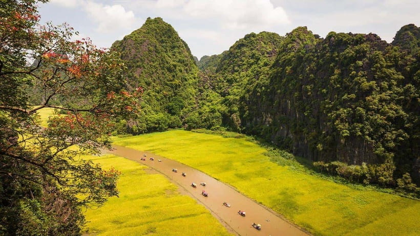 From Hanoi: Ninh Binh- Hoa Lu-Tam Coc- Mua Cave- Highlight - Key highlights you’ll feel right away