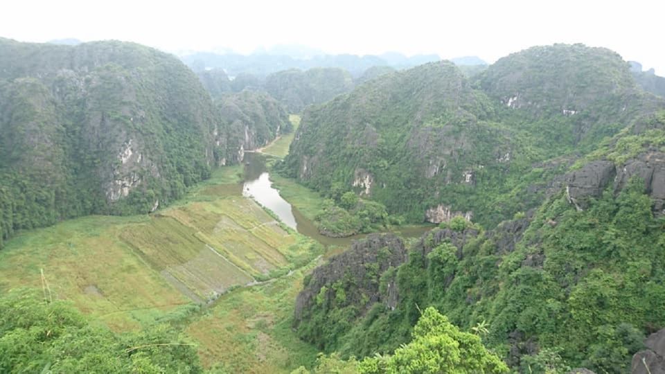 From Hanoi: Ninh Binh-Hoa Lu-Trang An-Mua-Cave-Buffet Lunch - The buffet lunch that keeps you moving