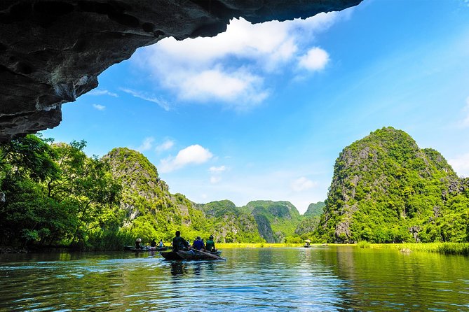 From Hanoi: Ninh Binh Tour Highlights - Transfer & Buffet Lunch - The Buffet Lunch: What to Expect (and How to Handle It)