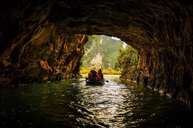 From Hanoi: Ninh Binh Tour Highlights - Transfer & Buffet Lunch - Group Size, Comfort, and Realistic Expectations