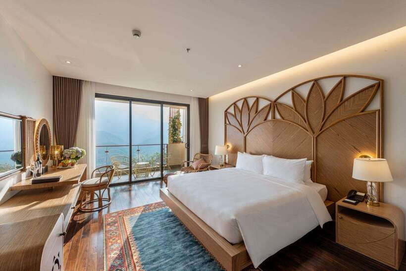 From Hanoi: Premium 2-Day Sapa Adventure with DCAR Limousine - How hard are the treks, and what should you pack?