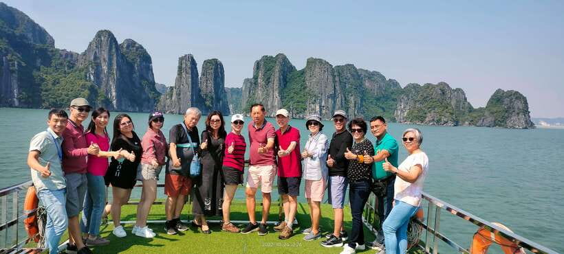 From Hanoi: Private Ha Long Bay Full-day Trip - Lunch on the water and small comforts that keep the day smooth