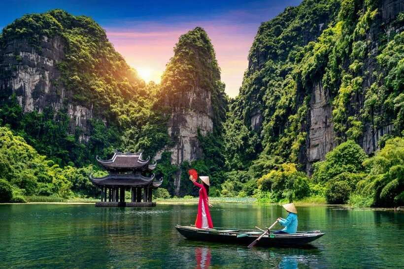 From Hanoi: Trang An, Hoa Lu & Mua Cave Full-Day Luxury Tour - Key things you’ll notice on this Hoa Lu – Trang An – Mua Cave day