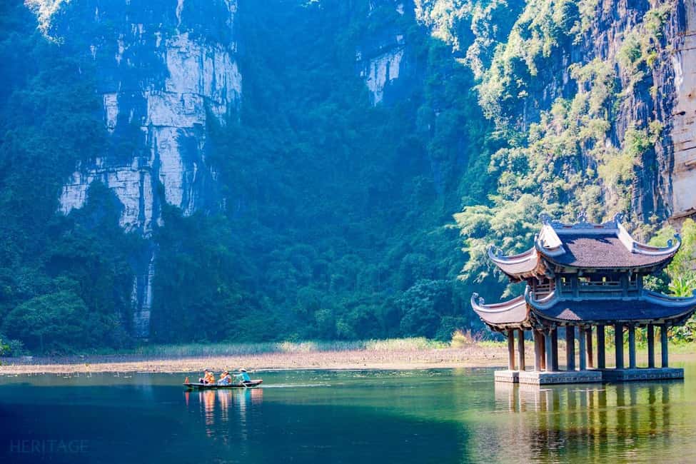 From Hanoi: Visit Hoa Lu & Trang An or Tam Coc & Mua Caves - Tam Coc vs Trang An: choose your boat day wisely