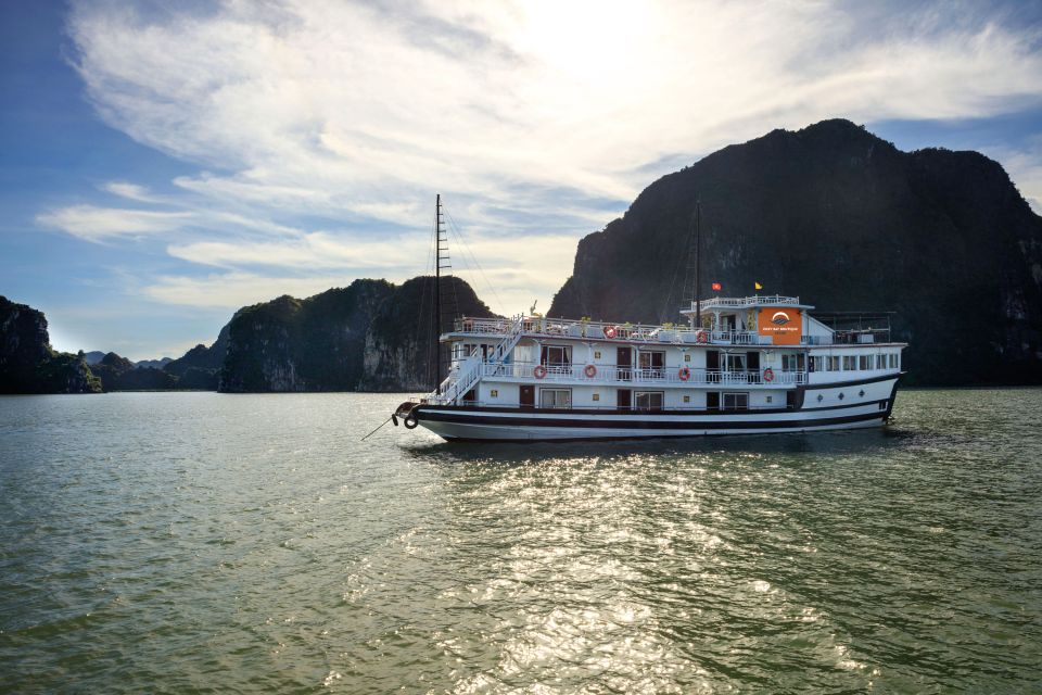 From Ninh Binh: Ha Long Bay 2 days 1 night on 3-star Cruise - Why this Ninh Binh to Ha Long Bay cruise is a fast reset