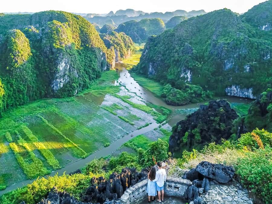 From Ninh Binh : Hoa Lu, Bich Dong, Trang An, Mua Cave Tour - Trang An by Boat: UNESCO Caves and Limestone River Turns