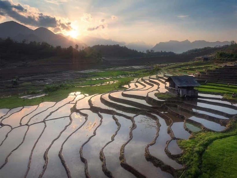 From Sapa : 1 Day Amazing Sapa Trek To Terrace rice field - Morning Pickup in Sapa Town: Convenient Start, Early Finish