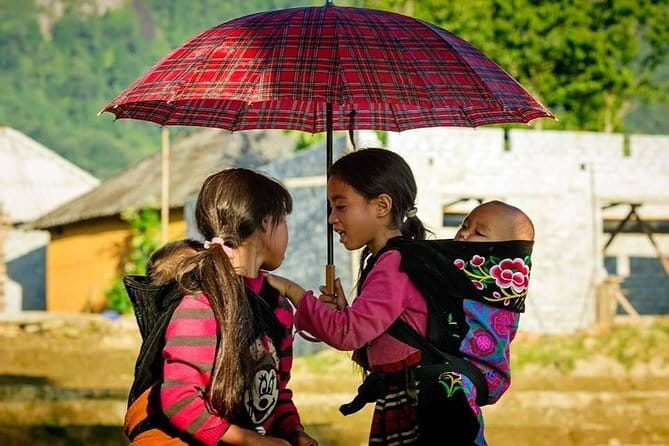 From Sapa: 2 Days 1 Night Trek Over Night At Homestay - Practical tips for a smoother trek in Sapa