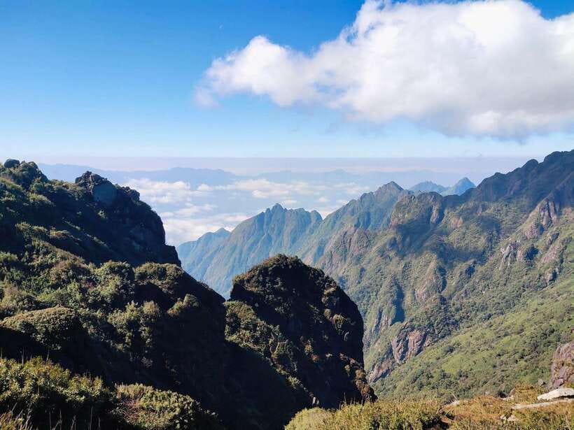 From Sapa: Fansipang Mountain Hike 1 Day - Lunch at 2,800m and the Summit Push: A Break That’s Actually Strategic