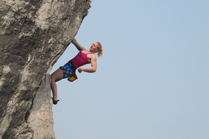 Full day deep water soloing - Kayaking in Cat Ba - Ha Long Bay. - Key highlights worth planning for