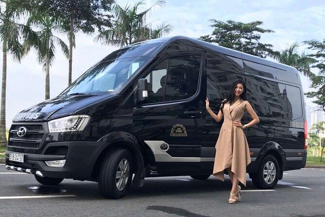 Full-Day Halong Bay Cruise with Limousine Pickup - Sung Sot Cave: the 200-step walk to big interior views