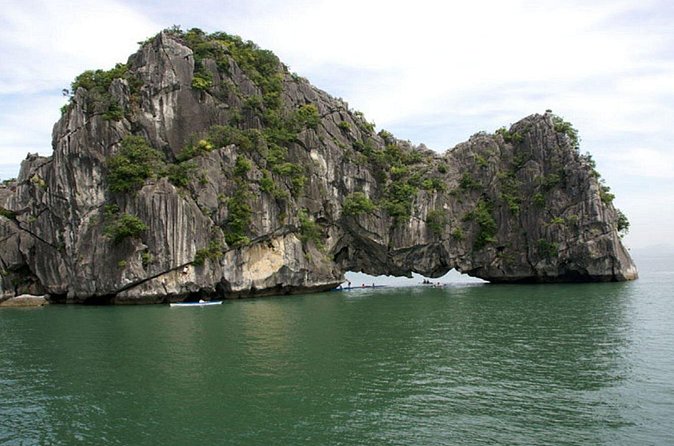 Full-Day Halong Bay Tour Including Kayaking from Hanoi - The 4:00 PM–5:00 PM Return and the Midway Break