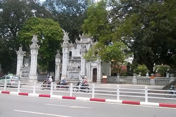 Full-Day Hanoi City History Tour - Old Quarter: Quick Street-Life Photos Without the Overkill