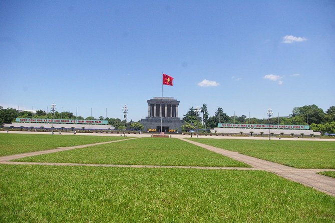 Full-Day Hanoi City Tour - Ho Chi Minh Complex: Mausoleum Grounds and the House With a Pond