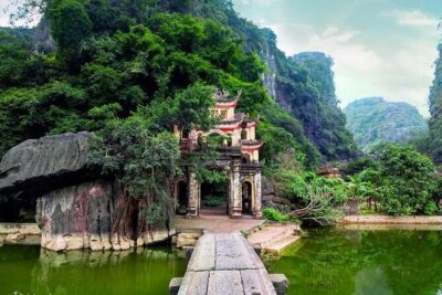 Full Day Hoa Lu Tam Coc Excursion from Hanoi by Limousine - Hoa Lu Temples: Dinh & Le Dynasties in the Ancient Capital