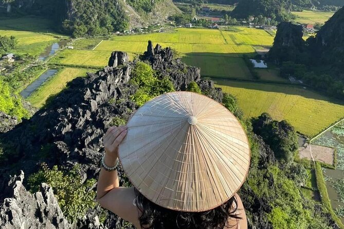 Full-Day Ninh Binh Tour from HaNoi with transfer - Hoa Lu: Vietnam’s Old Capital, Seen in the Right Order