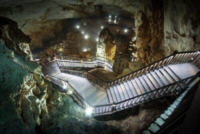 Full Day Phong Nha Cave Tour Departing from Hanoi - The Scenic Break Before the Caves: Limestone Country Setup