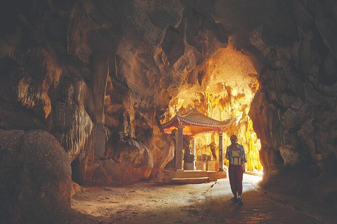 Full Day Private Tour in Ninh Binh(Trang An-Bich Dong-Mua Cave) - Mua Cave hike at Ngoa Long Mountain: your panoramic payoff