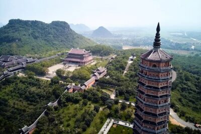 Full Day Private Tour of Ninh Binh with Limousine - Trang An UNESCO Boat Ride: Caves, Limestone Views, and a 2.5-Hour Slow Pace