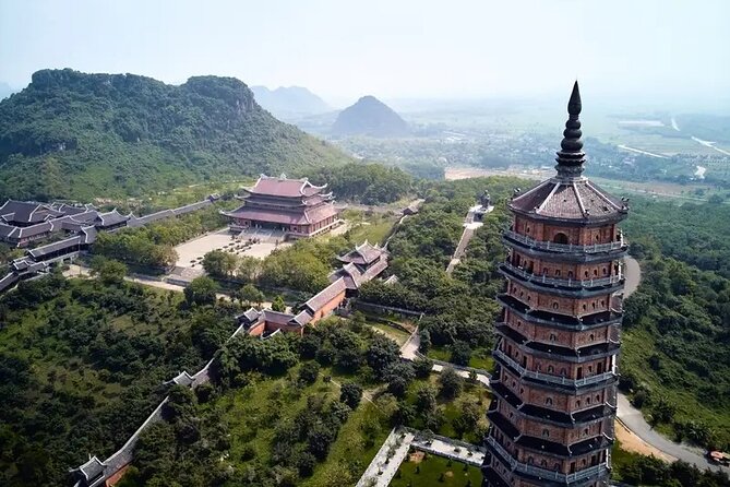 Full Day Private Tour of Ninh Binh with Limousine - Trang An UNESCO Boat Ride: Caves, Limestone Views, and a 2.5-Hour Slow Pace