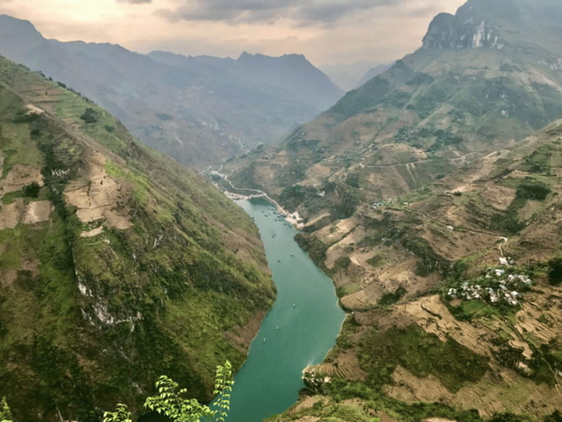 Ha Giang Loop Tour 3 Days 2 Night with easy rider from Hanoi - Day 2: Dong Van to Mèo Vạc with Lung Cu, Ma Pi Leng, and Sky Walk