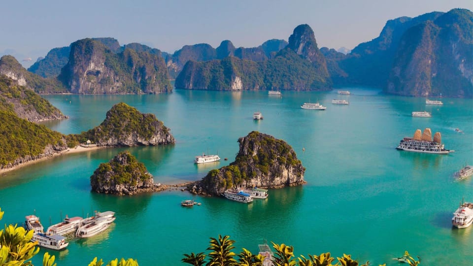 Ha Long 1 Day Luxury Small Group & Kayaking - Ha Long Bay in a single day: what you’re actually getting