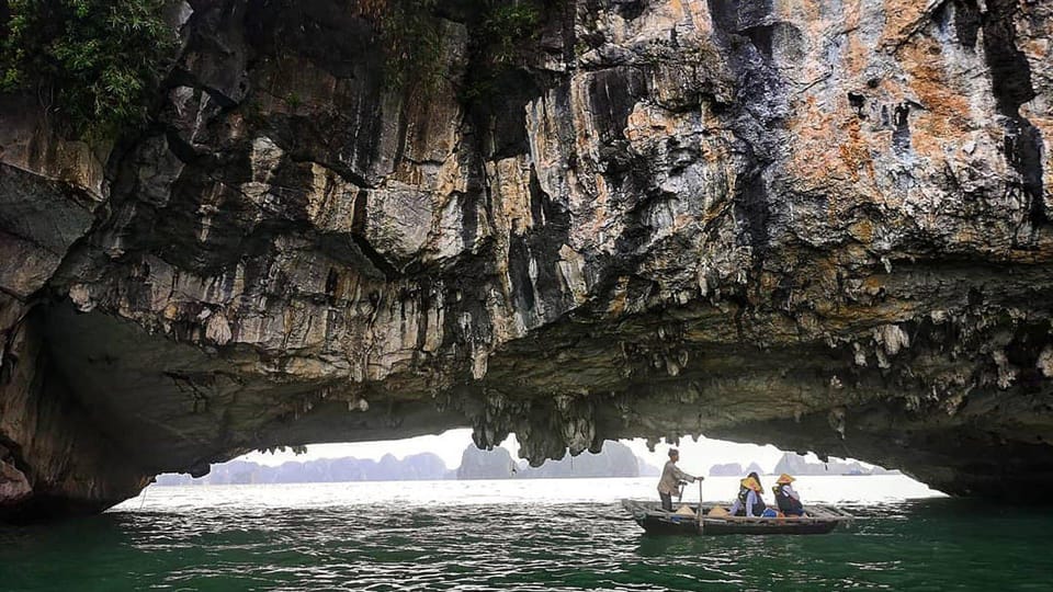Ha Long 1 Day Luxury Small Group & Kayaking - Luon Cave kayaking: the blue-water moment