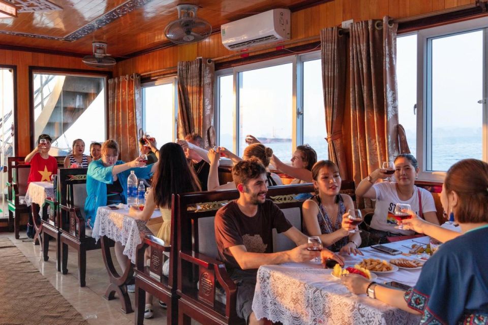Ha Long: Afternoon Cruise with Lunch, Kayaking, and Swimming - Lunch on board: real Vietnamese comfort, not just a snack
