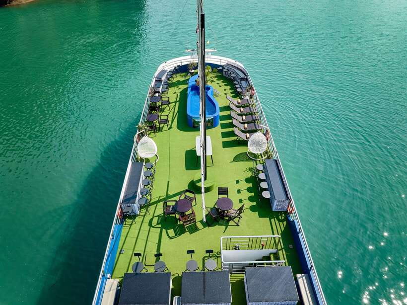 Ha Long & Bai Tu Long bay cruise wt Kayakking & buffet lunch - The small choices that make a big difference