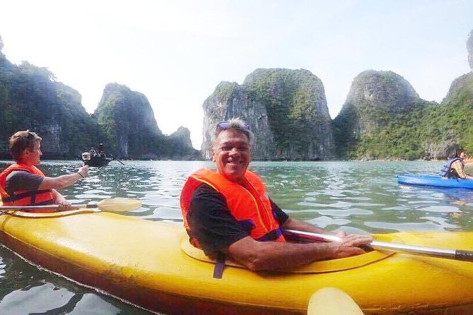 Ha Long Bay 2D1N on a 3-Star Cruise - Guide and crew: why it feels personal instead of mechanical